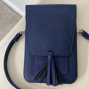 Cell phone/wallet bag. NWOT. Blue. Clip an belt loop